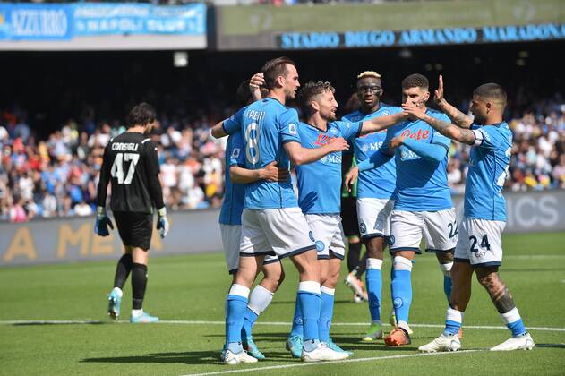 Foto IPP Felice De Martino Napoli 30 04 2022 Calcio Campionato italiano serie A 2021-2022 Napoli - Sassuolo Nella foto: Dries Mertens dopo il gol Italy Photo Press World Copyright