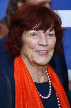 Regina Ziegler bei der Premiere des Kinofilms Stasikomödie im Delphi Filmpalast am Zoo. Berlin, 12.05.2022
