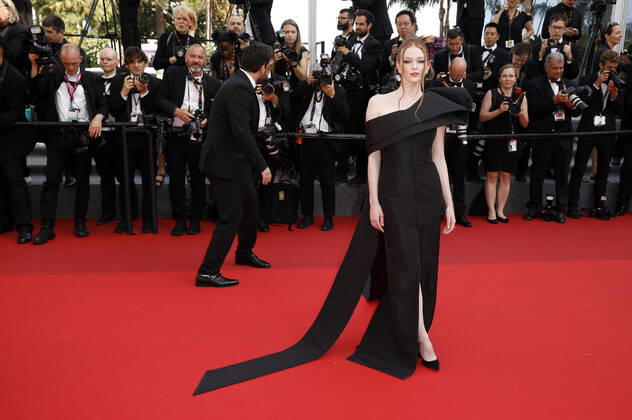 Larsen Thompson bei der Premiere des Kinofilms Triangle of Sadness auf dem Festival de Cannes 2022 75. Internationale Filmfestspiele von Cannes im Palais des Festivals. Cannes, 21.05.2022