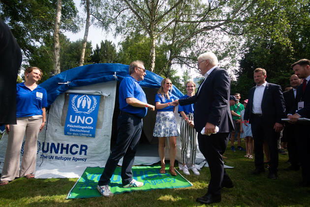 Frank-Walter Steinmeierï¼apresident Of Germany, Visits The Opening Of Villa Hammerschmidt In Bonn Frank-Walter Steinmeierï¼apresident of Germany is seen shaking hand with staffs at UN refugee Aid eV information booth during the opening day of Villa Hammerschmidt in Bonn, Germany on June18ï¼a2022 Bonn Germany Copyright: xYingxTangx originalFilename: tang-notitle220618_npYxM