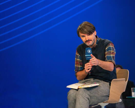 FRANKFURT AM MAIN, Germany - October 16 2019: Sasa Stanisic at 71st Frankfurt Book Fair Buchmesse Frankfurt FRANKFURT AM MAIN, Germany - October 16 2019: Sasa Stanisic (*1978, Bosnian-German writer) at 71st Frankfurt Book Fair Buchmesse Frankfurt Copyright: xZoonar.com MarkusxWissmannx zoonar_14523435