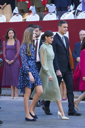 12-10-2022 Madrid Princess Sofia and Queen Letizia attend the military parade during the Dia de la Hispanidad, the national day, at Paseo de la Castellana in Madrid. No Spain  Copyright: xPPEx