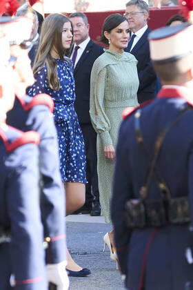 12-10-2022 Madrid Princess Sofia and Queen Letizia attend the military parade during the Dia de la Hispanidad, the national day, at Paseo de la Castellana in Madrid. No Spain  Copyright: xPPEx