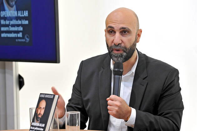 Frankfurter Buchmesse 2022. Autor Ahmad Mansour am 21.10.2022 auf der Frankfurter Buchmesse. 20221019MWI48713