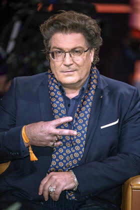 MDR - Riverboat. Schauspieler Francis Fulton Smith anläßlich der Aufzeichnung der MDR - Talkshow Riverboat am 25.11.2022 in der Mediacity Leipzig. 20221125SFL0028