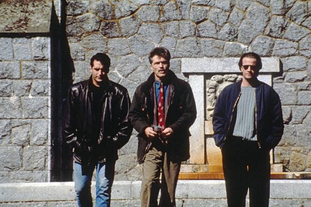 KNIGHT MOVES, from left: Daniel Baldwin, Tom Skerritt, Christopher Lambert, 1992. ?Interstar Courtesy Everett CollectionMSDKNMO IE002 PUBLICATIONXNOTxINxCANxCHNxFRAxITAxJPNxNORxPOLxRUSxESPxUKxUSA Copyright: xx MSDKNMO IE002