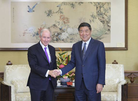 (231019) -- BEIJING, Oct. 19, 2023 -- Chinese Vice Premier He Lifeng, also a member of the Political Bureau of the Communist Party of China Central Committee, meets with Stephen Schwarzman, chairman of the Blackstone Group, in Beijing, capital of China, Oct. 19, 2023. ) CHINA-BEIJING-HE LIFENG-BLACKSTONE GROUP-CHAIRMAN-MEETING (CN) DingxLin