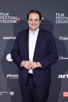Politiker Nathanael Liminski (CDU), Minister für Bundes- und Europaangelegenheiten, Internationales, Medien und Chef der Staatskanzlei NRW, beim NRW-Medienpreis für entwicklungspolitisches Engagement im Rautenstrauch-Joest Museum. Köln, 25.10.2023 NRW Deutschland Copyright: xChristophxHardtx