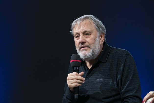 FRANKFURT AM MAIN, Germany - October 18 2023: Slavoj Žižek auf der 75. Frankfurter Buchmesse FRANKFURT AM MAIN, Germany - October 18 2023: Slavoj Žižek (*1949, ) auf der Bühne auf der 75. Frankfurter Buchmesse Copyright: xZoonar.com MarkusxWissmannx 20943725