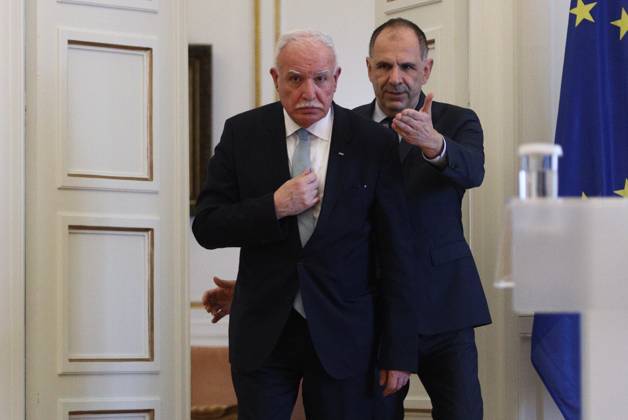 Greek Foreign Minister Giorgos Gerapetritis (R) welcomes the Palestinian Authority™s Foreign Minister Riyad al-Maliki (L) during their meeting in Athens, Greece, 15 February 2024. The Palestinian Authority™s foreign minister is in Athens on a working visit. IMAGO ONE INCH PRODUCTIONS ATHENS Greece Copyright: xOnexInchxProductionsx 6115782