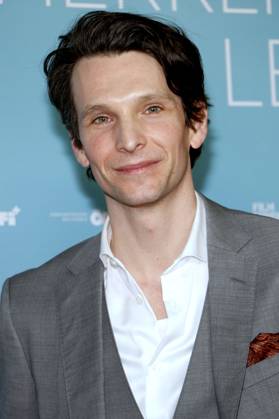 Sabin Tambrea bei der Premiere des Kinofilms Die Herrlichkeit des Lebens im Delphi Filmpalast. Berlin, 06.03.2024