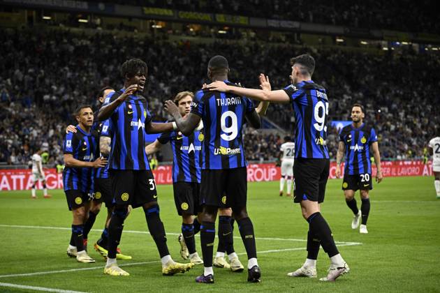 Foto IPP Paolo Bona Milano 14 04 2024 Campionato Serie A di Calcio stagione 2023 2024 partita Inter-Cagliari Nella foto Marcus Thuram esulta con i compagni dopo il gol del 1-0 Italy Photo Press Worldwide Copyright