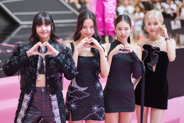 BLACKPINK WORLD TOUR BORN PINK IN CINEMAS film pink carpet event SEOUL, SOUTH KOREA, AUG 09: Thai singer Lalisa Manobal ( BLACKPINK - Lisa ), South Korean singer Kim Ji-soo ( BLACKPINK - Jisoo ), South Korean singer Jennie Kim ( BLACKPINK - Jennie ), Korean-New Zealand singer Roseanne Park ( BLACKPINK - RosÃ ) during BLACKPINK WORLD TOUR BORN PINK IN CINEMAS film pink carpet event at the Times Square Atrium in Seoul, South Korea, on August 09, 2024. Seoul the Times Square Atrium South Korea 8100_279834 Copyright: xStevexChoxKyewoong PentaxPressx