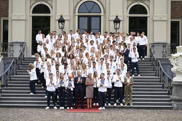 Den Haag, The Netherlands, 2024-08-13 15:26:12 THE HAGUE, 13-08-2024, Huis ten Bosch PalaceKing Willem Alexander and Queen Maxima receive the Dutch medal winners of the 2024 Summer Olympics in Paris at Huis ten Bosch PalacePHOTO: NLBeeld Patrick van Emst Credit: NL Beeld Patrick van Emst