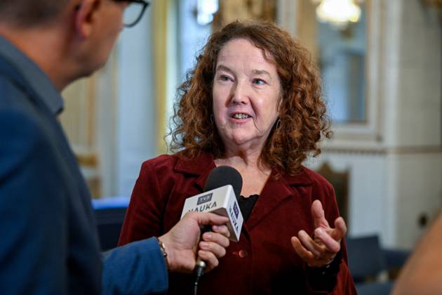 STOCKHOLM , SWEDEN 20241010 Anna Karin Palm, member of the Swedish Academy, talks about this years Nobel Prize in Literature, which goes to Han Kang from South Korea STOCKHOLM SWEDEN x10070x Copyright: xJessicaxGow TTx NOBELPRISET LITTERATUR 2024 DFHMqSsF5Ig