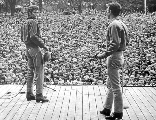Mike Landon at the performance in Malmö Folkets Park Cartright Brothers TV series 1962 c Bror Hansson Sydsvenskan IBL Malmö sp sw x2503x  Copyright: xBrorxHanssonx xSydsvenskanx xIBLxBildbyrax