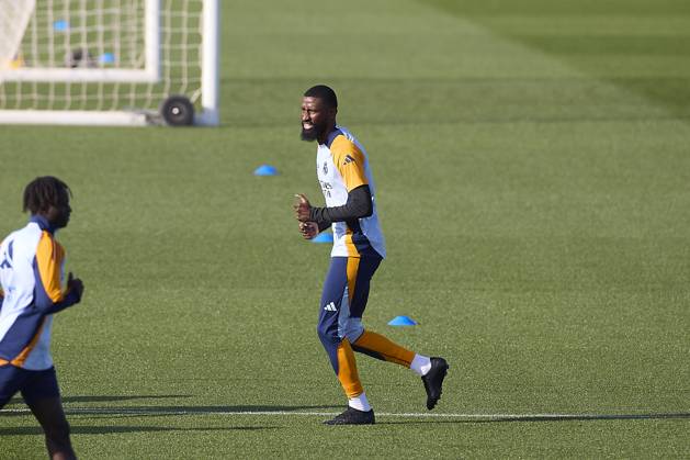 Real Madrid CF Training Session and Press Conference in Madrid, Spain - 03 Dec 2024 Antonio Rudiger of Real Madrid CF warms up during the training session on the eve of the 2024 2025 La Liga EA Sports week 19 football match between Athletic Club and Real Madrid CF at Ciudad Real Madrid. Madrid Spain Copyright: xFedericoxTitonex xSOPAxImagesx FTITONE_0006