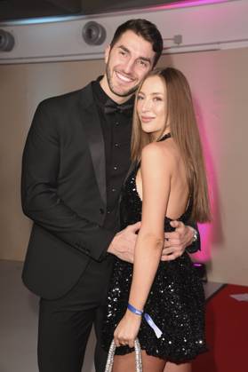 Dennis Gries und Katja Geretschuchin bei der Verleihung der Reality Awards 2024 in den MMC Studios. Köln, 07.12.2024