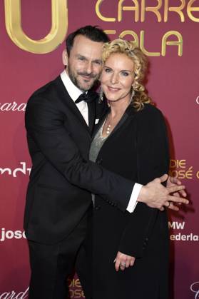 Victoria Herrmann mit Ehemann David Böthig bei der 30. Josà Carreras Gala 2024 in der Media City Leipzig. Leipzig, 12.12.2024
