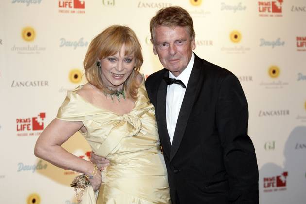 Klaus Bresser und Ehefrau Evelyn Kleid DNG beim Dreamball 2008 -Traeume machen Mut - einer Charitygala von DKMS Life im Martin-Gropius-Bau in Berlin Germany
