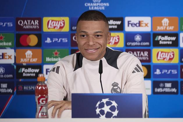 Real Madrid CF training session and press conference - 21 Jan 2025 Kylian Mbappe of Real Madrid CF attends a press conference on the eve of the 2024 2025 UEFA Champions League week 7 football match between Real Madrid CF and RB Salzburg at Ciudad Real Madrid. Madrid Spain Copyright: xFedericoxTitonex xSOPAxImagesx FTITONE_0025