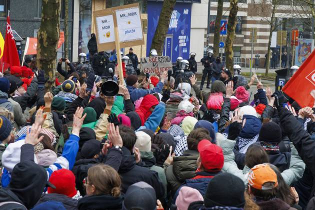 Protesters pictured during a national demonstration against the new government declaration, organized by the three national trade unions, Thursday 13 February 2025 in Brussels. NICOLASxMAETERLINCK 112369452