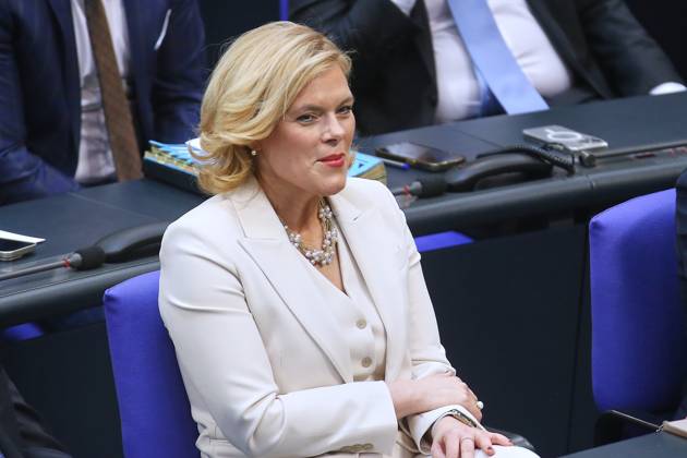 News Bilder des Tages Berlin, Deutschland, 25.03.2025: Deutscher Bundestag: Konstituierende Sitzung des 21. Deutschen Bundestags: Julia Klöckner, CDU, vor ihrer Wahl zur Bundestagspräsidentin Copyright: xdtsxNachrichtenagenturx dts_62858