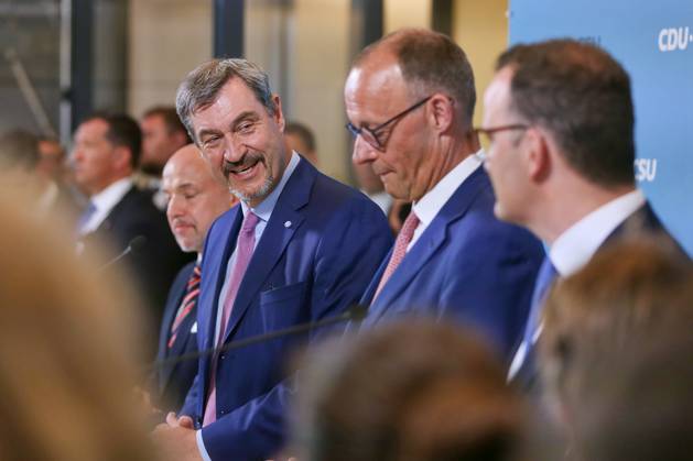 News Bilder des Tages Berlin, Deutschland, 05.05.2025: Deutscher Bundestag: Pressekonferenz nach Fraktionssitzung von CDU CSU: L-R: Alexander Hoffmann, Markus Söder, Friedrich Merz, Jens Spahn Copyright: xdtsxNachrichtenagenturx dts_65580