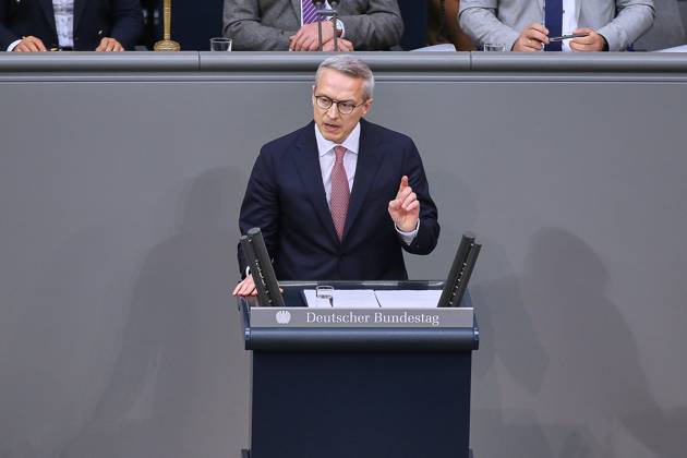 Berlin, Deutschland, 16.05.2025: Deutscher Bundestag: 5. Bundestagssitzung: Digitalisierungsminister Karsten Wildberger, parteilos, hält eine Rede. Copyright: xdtsxNachrichtenagenturx dts_67361