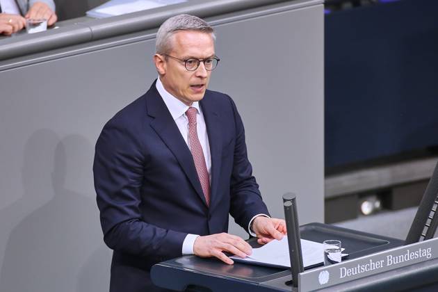 Berlin, Deutschland, 16.05.2025: Deutscher Bundestag: 5. Bundestagssitzung: Digitalisierungsminister Karsten Wildberger, parteilos, hält eine Rede. Copyright: xdtsxNachrichtenagenturx dts_67362