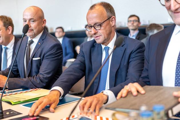 Fraktionssitzung CDU CSU Bundeskanzler Friedrich Merz (CDU) bei einer Fraktionssitzung am 20.05.2025 in Berlin. Berlin Berlin Deutschland Bundestag