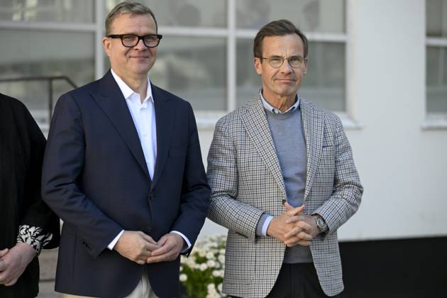 Finnish Prime Minister Petteri Orpo (L) welcomes Swedish Prime Minister Ulf Kristersson at the Nordic Prime Ministers Summer Meeting at the Paimio Sanatorium in Paimio, Finland, on May 26, 2025. Finland and Åland together host the informal summer meeting. The discussions of the meeting will focus on two themes: competitiveness and strengthening comprehensive security. Paimio Finland Copyright: xRonixRekomaax LKFTJK20250526115226MTNS