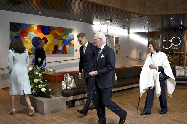 Finland s President Alexander Stubb and his wife Suzanne Innes-Stubb with visiting King Carl Gustaf and Queen Silvia of Sweden at the Hanaholmen Cultural Centre in Espoo, Finland on 2nd June, 2025. Espoo Finland Copyright: xEmmixKorhonenx LKFTJK20250602170241XETC