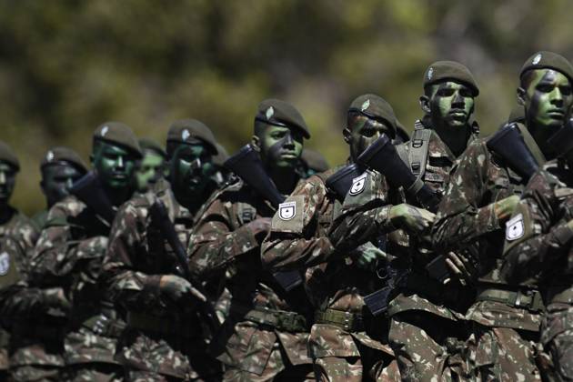 Brazilian president Lula da Silva attends Soldier s Day ceremony in Brasilia BRASILIA, BRAZIL - AUGUST 22: Soldiers of Brazilian armed forces participate in a parade during the ceremony marking Soldier s Day at the Army headquarters in Brasilia, Brazil on August 22, 2024. Brazil World. Editorial use only. Please get in touch for any other usage. Copyright: x2025xAnadoluxMateusxBonomix