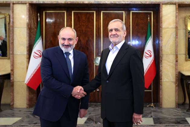 Masoud Pezeshkian - Nikol Pashinyan meeting in Tehran TEHRAN, IRAN - JULY 30: (----EDITORIAL USE ONLY - MANDATORY CREDIT - IRANIAN PRESIDENCY HANDOUT - NO MARKETING NO ADVERTISING CAMPAIGNS - DISTRIBUTED AS A SERVICE TO CLIENTS----) Iranian newly-elected President Masoud Pezeshkian meets Armenian Prime Minister Nikol Pashinyan in Tehran, Iran on July 30, 2024. Tahran Iran. Editorial use only. Please get in touch for any other usage.  Copyright: x2025xAnadoluxIranianxPresidencyx