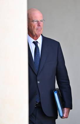 French government weekly cabinet meeting PARIS, FRANCE - AUGUST 27: French Minister for Economy, Finances and Industrial and Digital sovereignty Eric Lombard leaves following the weekly cabinet meeting at the Elysee Palace in Paris, France on August 27, 2025. Mustafa Yalcin Anadolu Paris France. Editorial use only. Please get in touch for any other usage. Copyright: x2025xAnadoluxMustafaxYalcinx