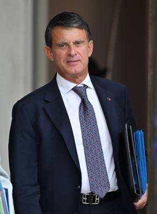 French government weekly cabinet meeting PARIS, FRANCE - SEPTEMBER 3: French Minister of Overseas Manuel Valls leaves following the weekly cabinet meeting at the Elysee Palace in Paris, France on September 3, 2025. Mustafa Yalcin Anadolu Paris France. Editorial use only. Please get in touch for any other usage. Copyright: x2025xAnadoluxMustafaxYalcinx