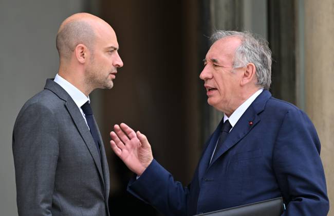 French government weekly cabinet meeting PARIS, FRANCE - SEPTEMBER 3: French Prime Minister Francois Bayrou (R) and French Minister for Europe and Foreign Affairs Jean-Noel Barrot (L) leave following the weekly cabinet meeting at the Elysee Palace in Paris, France on September 3, 2025. Mustafa Yalcin Anadolu Paris France. Editorial use only. Please get in touch for any other usage. Copyright: x2025xAnadoluxMustafaxYalcinx