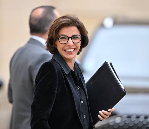 French government weekly cabinet meeting PARIS, FRANCE - SEPTEMBER 3: French Minister of Culture Rachida Dati leaves following the weekly cabinet meeting at the Elysee Palace in Paris, France on September 3, 2025. Mustafa Yalcin Anadolu Paris France. Editorial use only. Please get in touch for any other usage. Copyright: x2025xAnadoluxMustafaxYalcinx