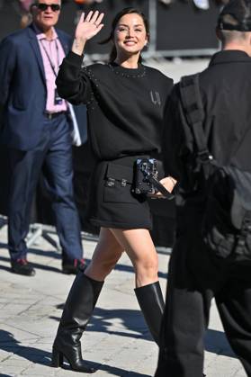 PFW Louis Vuitton Outside Arrivals Ana De Armas arriving at Louis Vuitton Fashion Show during Paris Fashion Week in Paris, France on September 30, 2025. Photo by Julien Reynaud APS-Medias ABACAPRESS.COM Paris France Copyright: xReynaudxJulien APS-Medias ABACAx