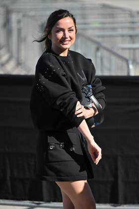 PFW Louis Vuitton Outside Arrivals Ana De Armas arriving at Louis Vuitton Fashion Show during Paris Fashion Week in Paris, France on September 30, 2025. Photo by Julien Reynaud APS-Medias ABACAPRESS.COM Paris France Copyright: xReynaudxJulien APS-Medias ABACAx