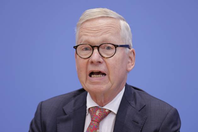 Lutz Goebel, Vorsitzender des Nationalen Normenkontrollrats, Deutschland, Berlin, Bundespressekonferenz, Thema: Jahresbericht des Nationalen Normenkontrollrat zum Bürokratieabbau