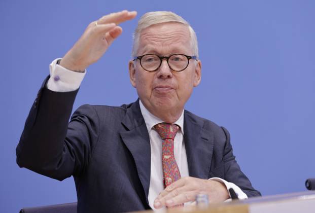 Lutz Goebel, Vorsitzender des Nationalen Normenkontrollrats, Deutschland, Berlin, Bundespressekonferenz, Thema: Jahresbericht des Nationalen Normenkontrollrat zum Bürokratieabbau