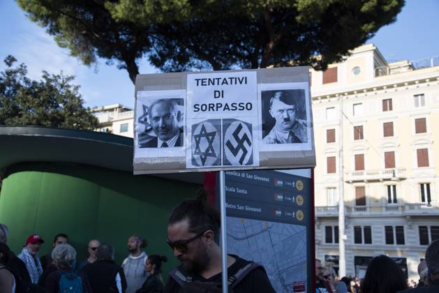 Foto IPP Diego Nangano Cappello Roma 04-10-2025 Manifestazione Nazionale Pro Palestina nella foto: manifestanti in corteo in supporto alla Palestina Italy Photo Press - World Copyright