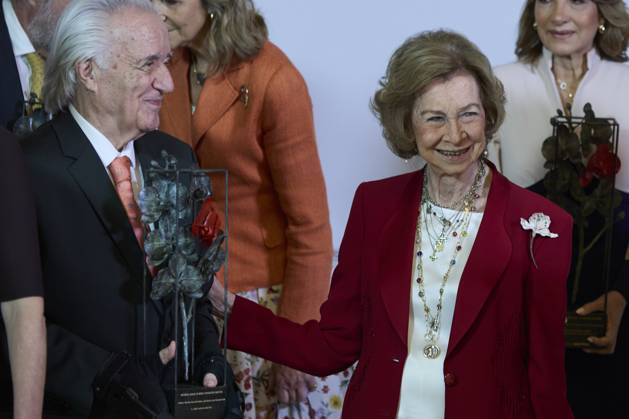October 8, 2025, Madrid, Madrid, SPAIN: QUEEN SOFÃªA attends MAPFRE Foundation awards Madrid SPAIN - ZUMAc260 20251008_zep_c260_008 Copyright: xMikexChicorrox
