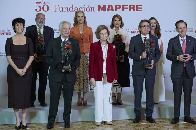 October 8, 2025, Madrid, Madrid, SPAIN: QUEEN SOFÃªA attends MAPFRE Foundation awards Madrid SPAIN - ZUMAc260 20251008_zep_c260_023 Copyright: xMikexChicorrox