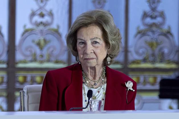 October 8, 2025, Madrid, Madrid, SPAIN: QUEEN SOFÃªA attends MAPFRE Foundation awards Madrid SPAIN - ZUMAc260 20251008_zep_c260_026 Copyright: xMikexChicorrox
