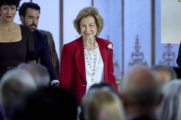October 8, 2025, Madrid, Madrid, SPAIN: QUEEN SOFÃªA attends MAPFRE Foundation awards Madrid SPAIN - ZUMAc260 20251008_zep_c260_027 Copyright: xMikexChicorrox