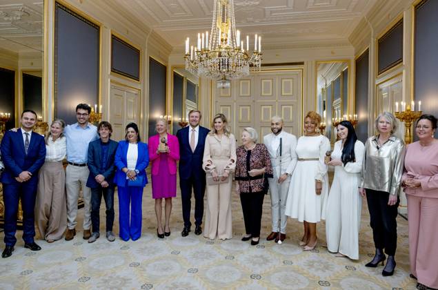 09-10-2025 Palace Queen Maxima, with King Willem-Alexander and Princess Beatrix, attended the 2025 Appeltjes van Oranje (Apples of Orange) awards at palace Noordeinde in The Hague. Winners are Straatconsultaat, Pro Bista and Takecarebnb  Copyright: xPPEx