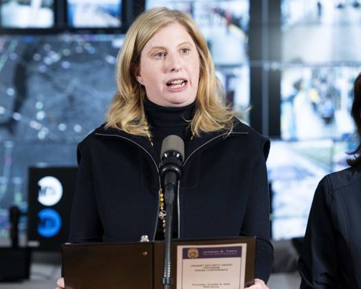 October 9, 2025, New York City, New York, United States: New York City Police Commissioner JESSICA TISCH speaking about Federal funding cuts at the Metropolitan Transportation Authority (MTA) Headquarters building in New York City. New York City United States - ZUMAb161 20251009_aap_b161_012 Copyright: xMichaelxBrochsteinx
